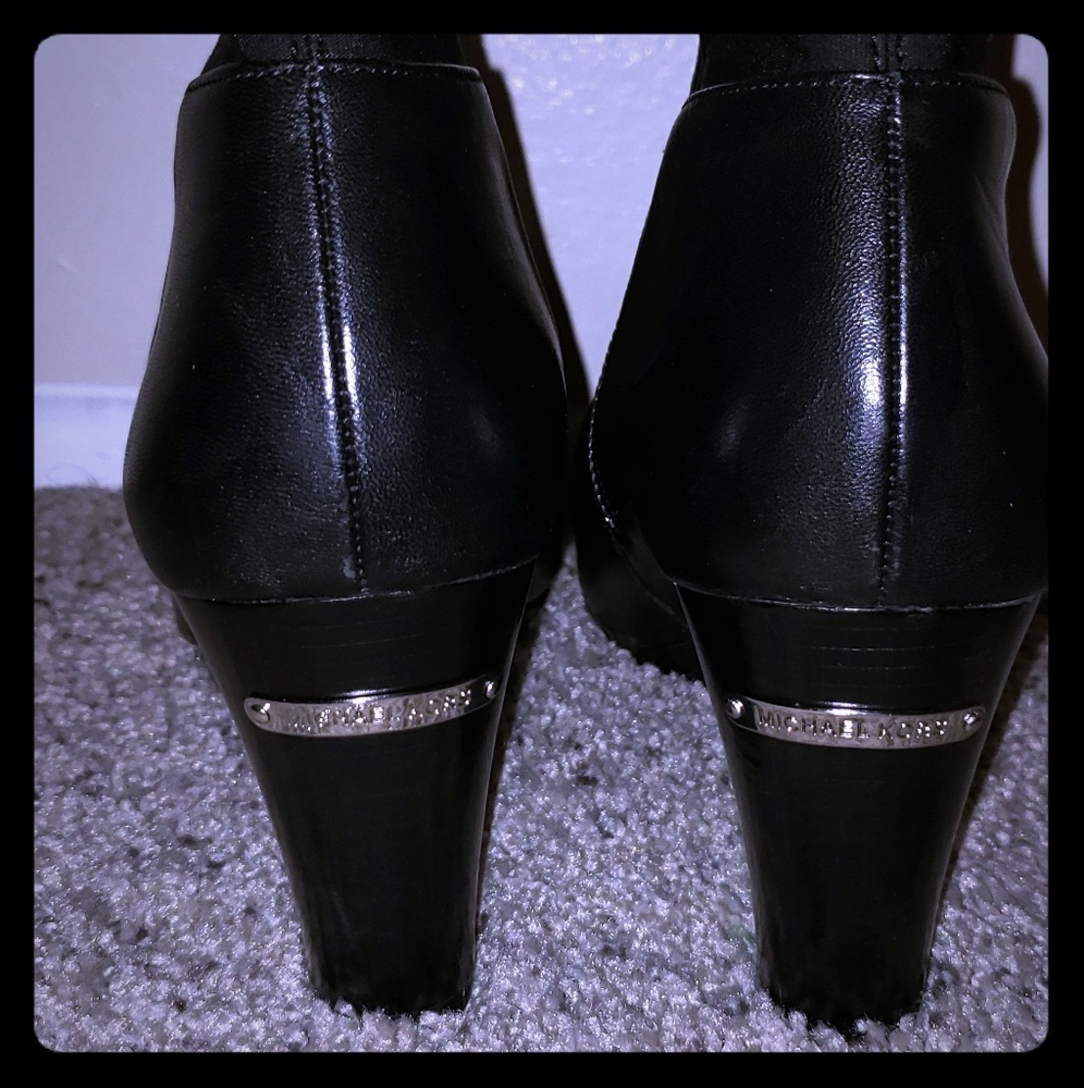 Michael Kors black leather ankle boot